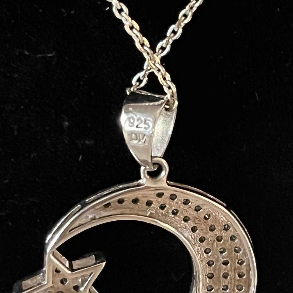 Sterling Silver Crescent Moon & Star Necklace + Box - Picture 5 of 8